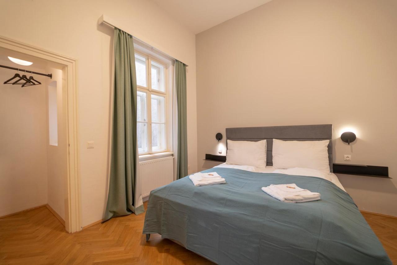 Josef's I Premium I Quiet &